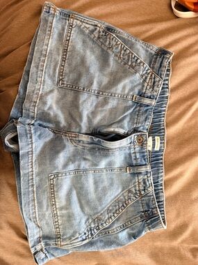 Aerie Jean shorts size L
